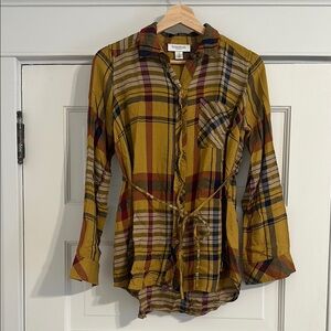 Motherhood Maternity Multicolor Button down Plaid Shirt with Tie Waist